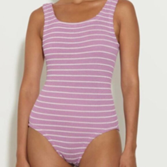 Hunza G Textured Crinkle Scoop Back One Piece Swimsuit Striped Purple Lilac NWT - Picture 1 of 5
